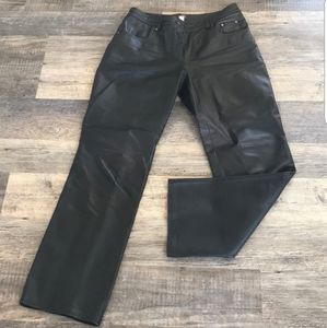Danier Women’s Black Leather Pants